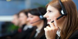 Giải đáp thắc mắc qua hotline 8kbet